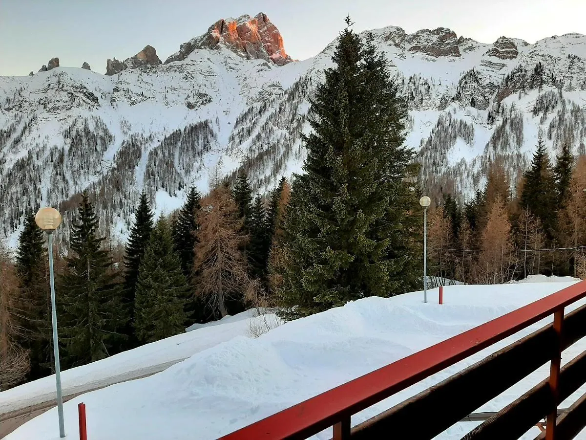 Casa Aq28 Sulle Piste Da Sci Apartment Falcade Italy